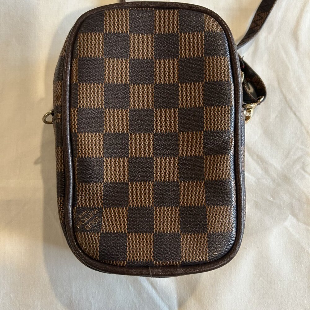 Designer Inspired Checkered Brown Crossbody Bag - Picture 4 of 4